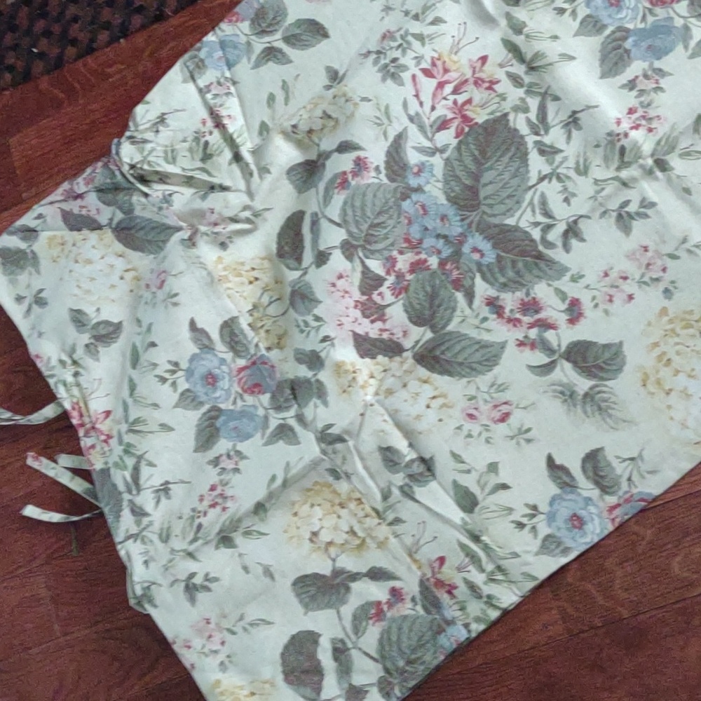 Drapery panel